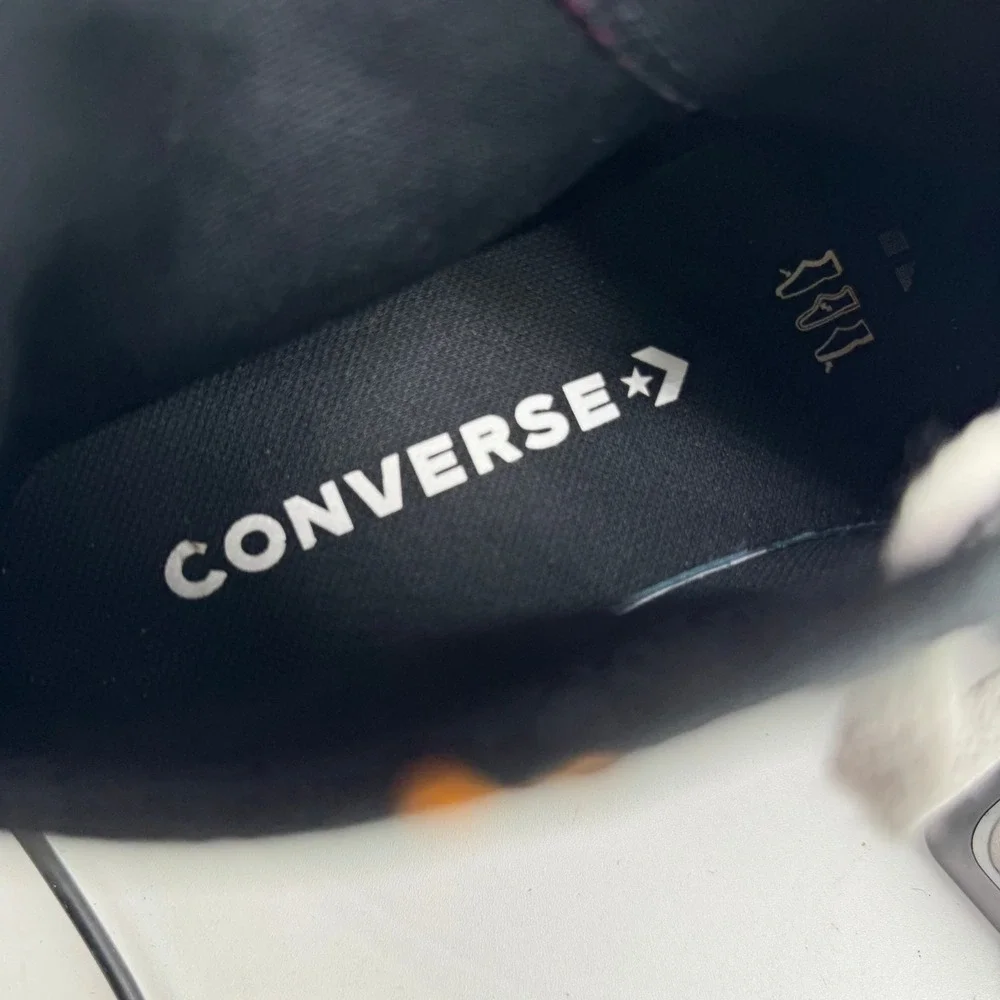 Converse Chuck Taylor Platform High Top Youth 4 Black Metallic Stars A05528C